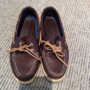Sperry women’s Brown Leather Boat Shoes 6